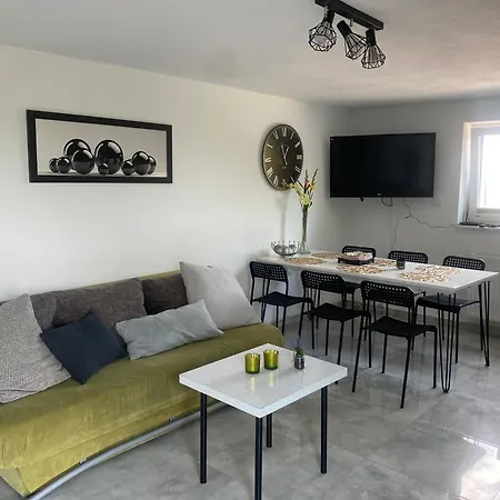 Emerald Hills Januszowa