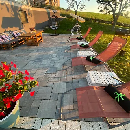 Emerald Hills Januszowa