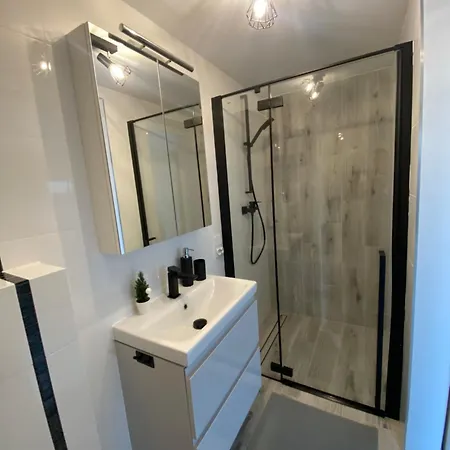 Emerald Hills Apartament *