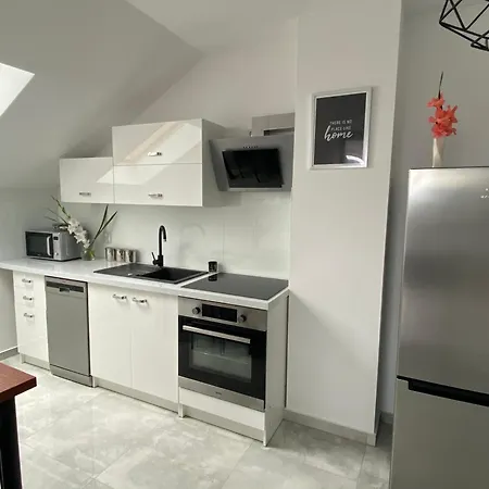 Emerald Hills Januszowa