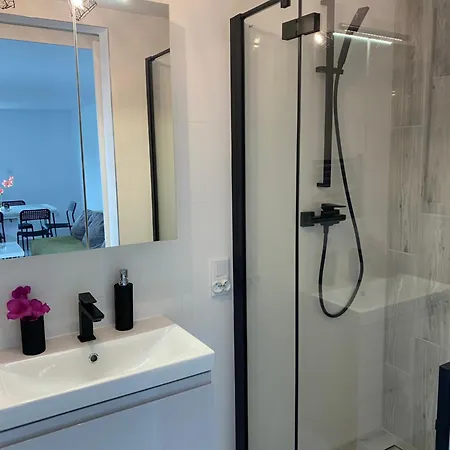 Emerald Hills Apartament