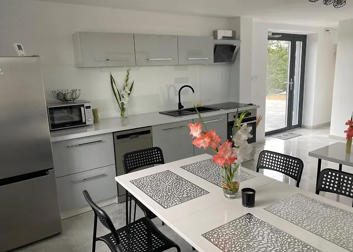 Emerald Hills Apartament *