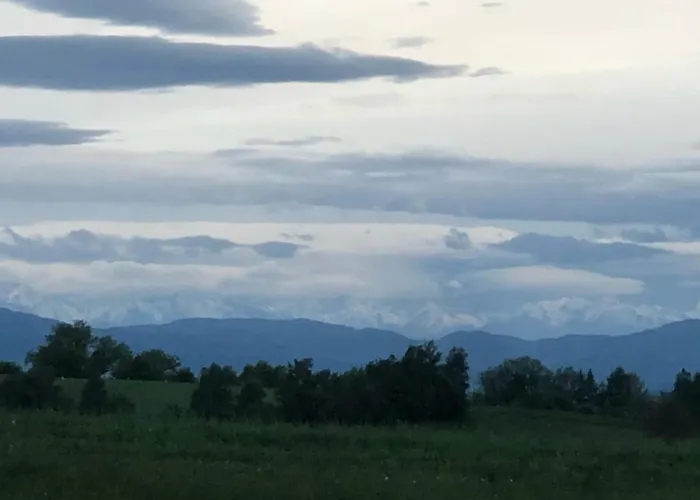 Emerald Hills Apartment Januszowa